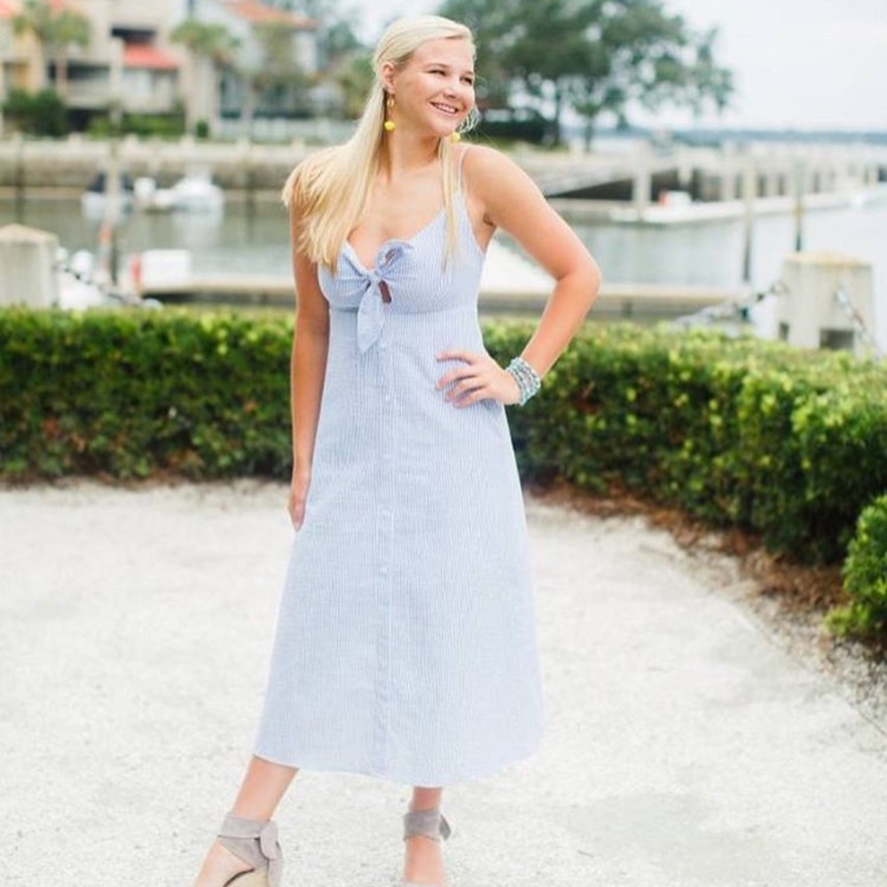 Seersucker tie front midi